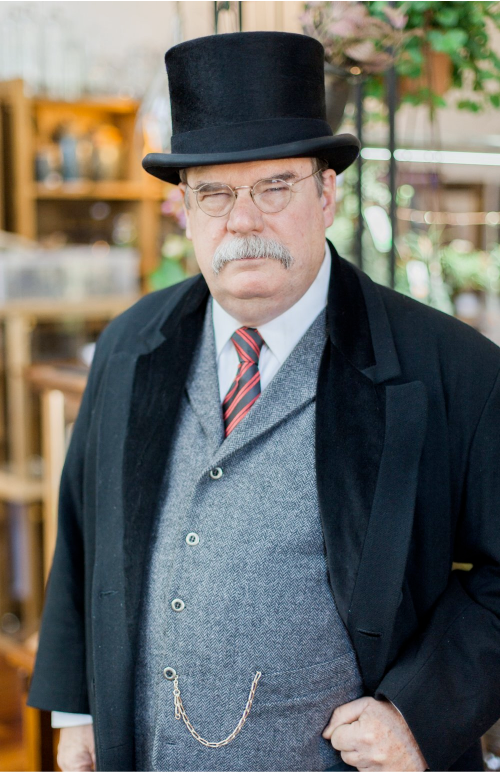 Gregg performing in character as Theodore Roosevelt