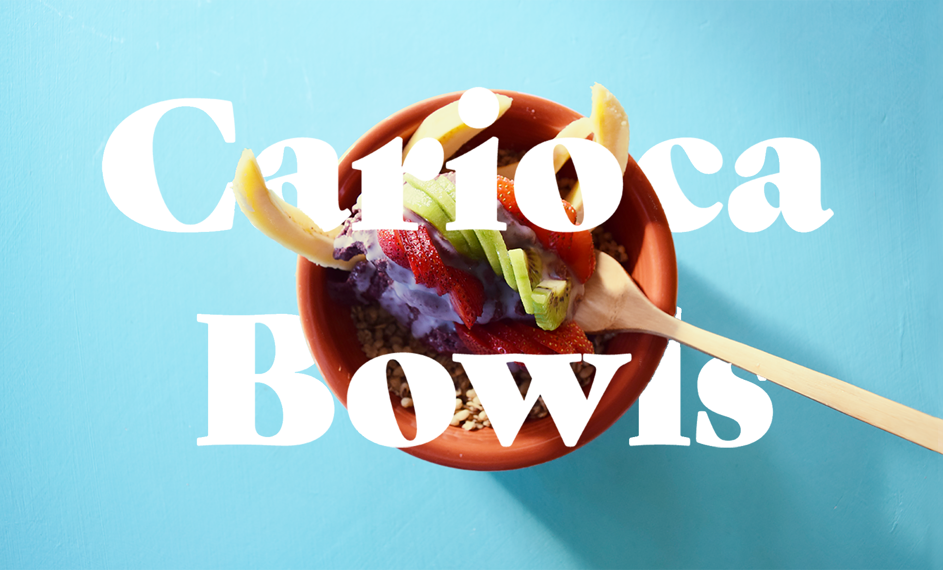 acai bowl with carioca bowls logo
