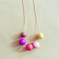 ball-necklace